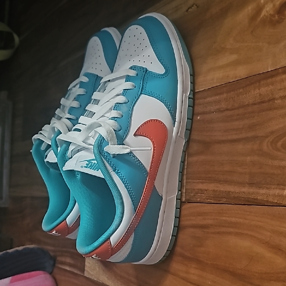 Nike Dunks Low Teal and Orange